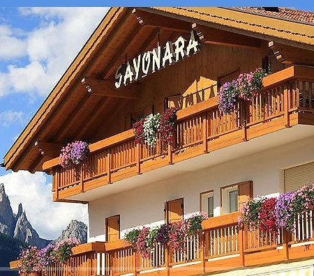 Garni Sayonara Hotel Moena Bagian luar foto